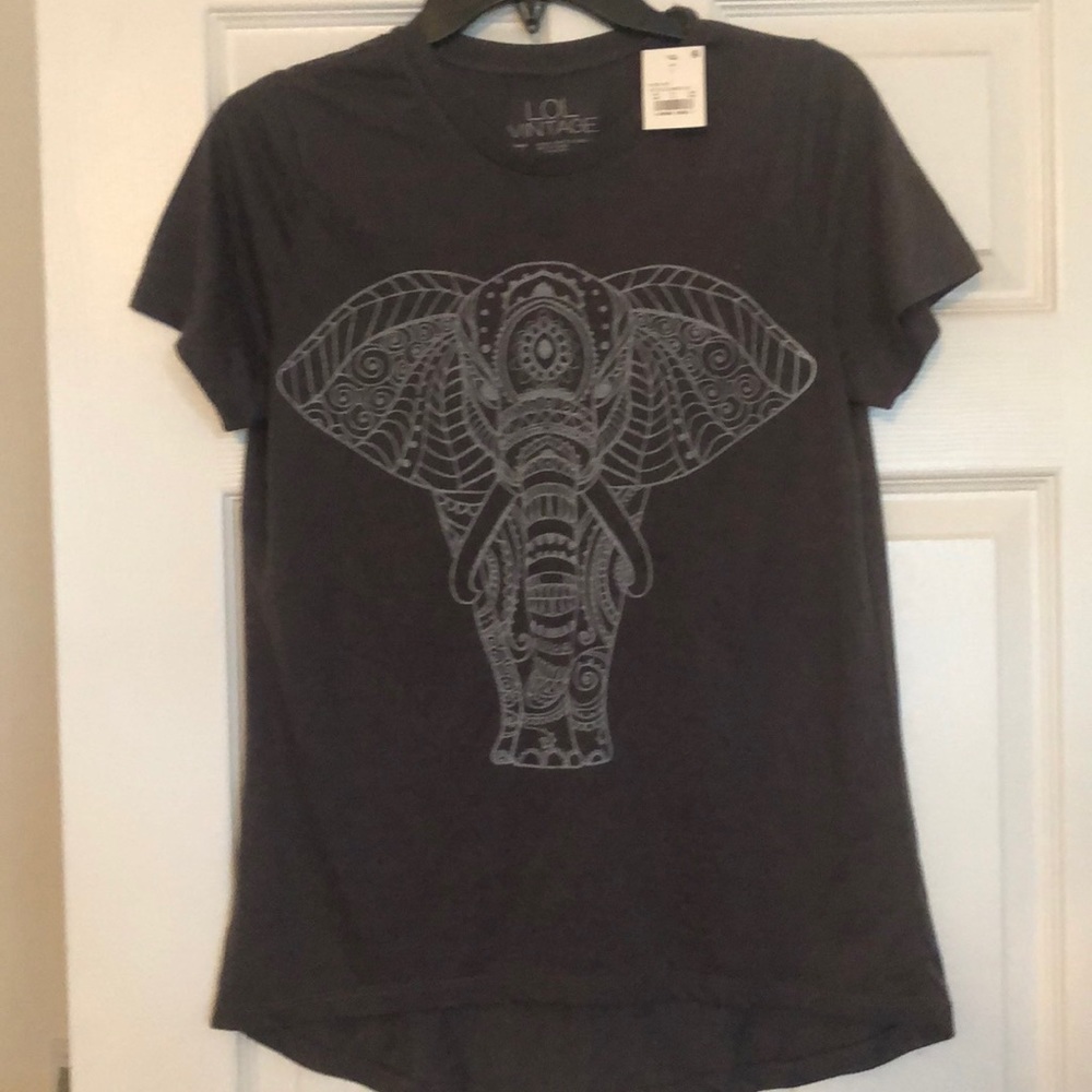 Elephant graphic tee